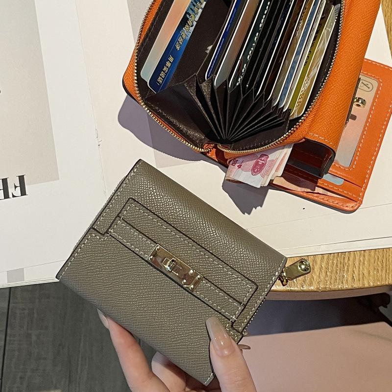 2025 Stilren Damplånbok i Kort Äkta Läder - Stor Kapacitet Multi-Kort Nötskinn Myntfack