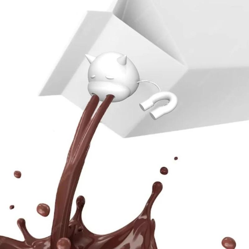 Silicone Cow Head Milk Box Stoppers Funny Pouring Milk Carton Diverter Caps Fun and Practical Milk Pourer Lids