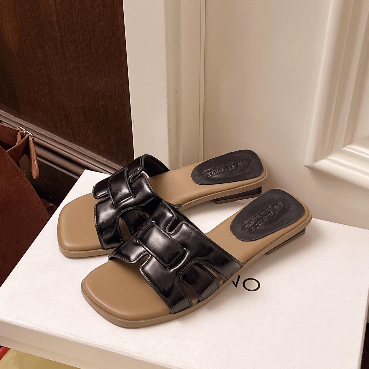 

Thick-heeled slippers women s 2025 summer new Korean version versatile square head high-heeled European and American casual fashion cool slippers wom 40 чёрный