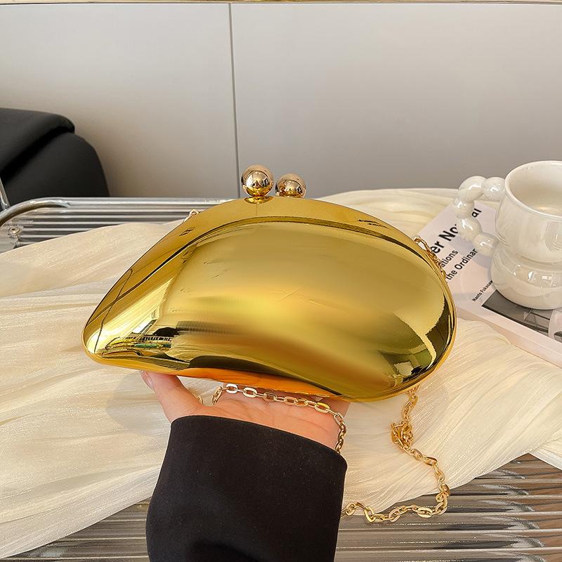 2025 Fashion Acrylic Shell Shaped Bag Luxury Sparkly Evening Purses for Women Clutch Handbag for Cocktail Party Dress Bag Purses