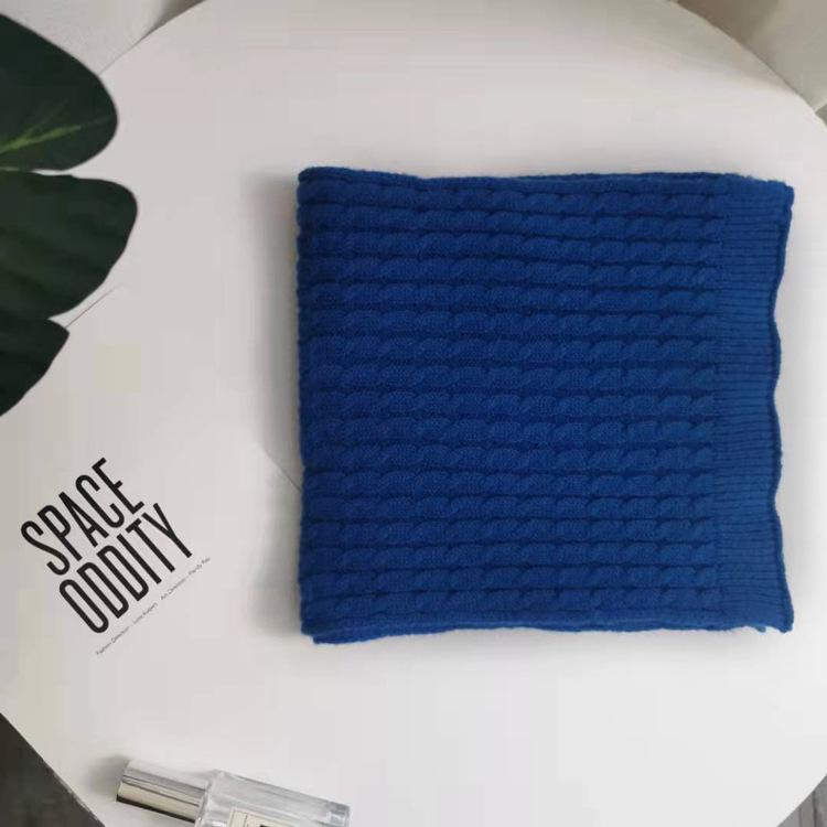 

2024 Versatile Knitted Wool Scarf: Unisex Solid Color Neck Warmer for Autumn & Winter