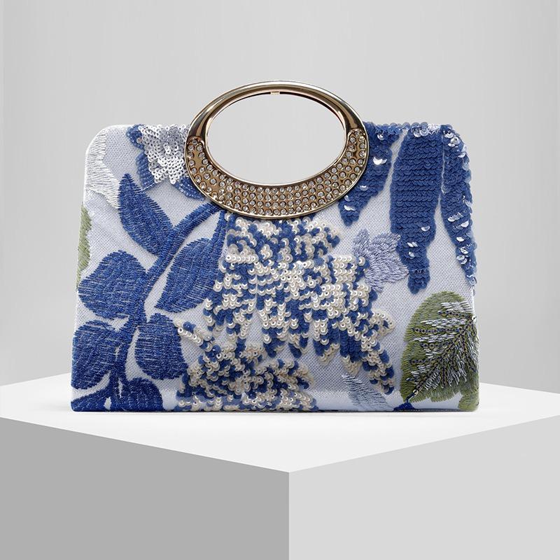 

New fashion pearl embroidered dinner bag clutch bag evening bag wedding bag random pattern розовый