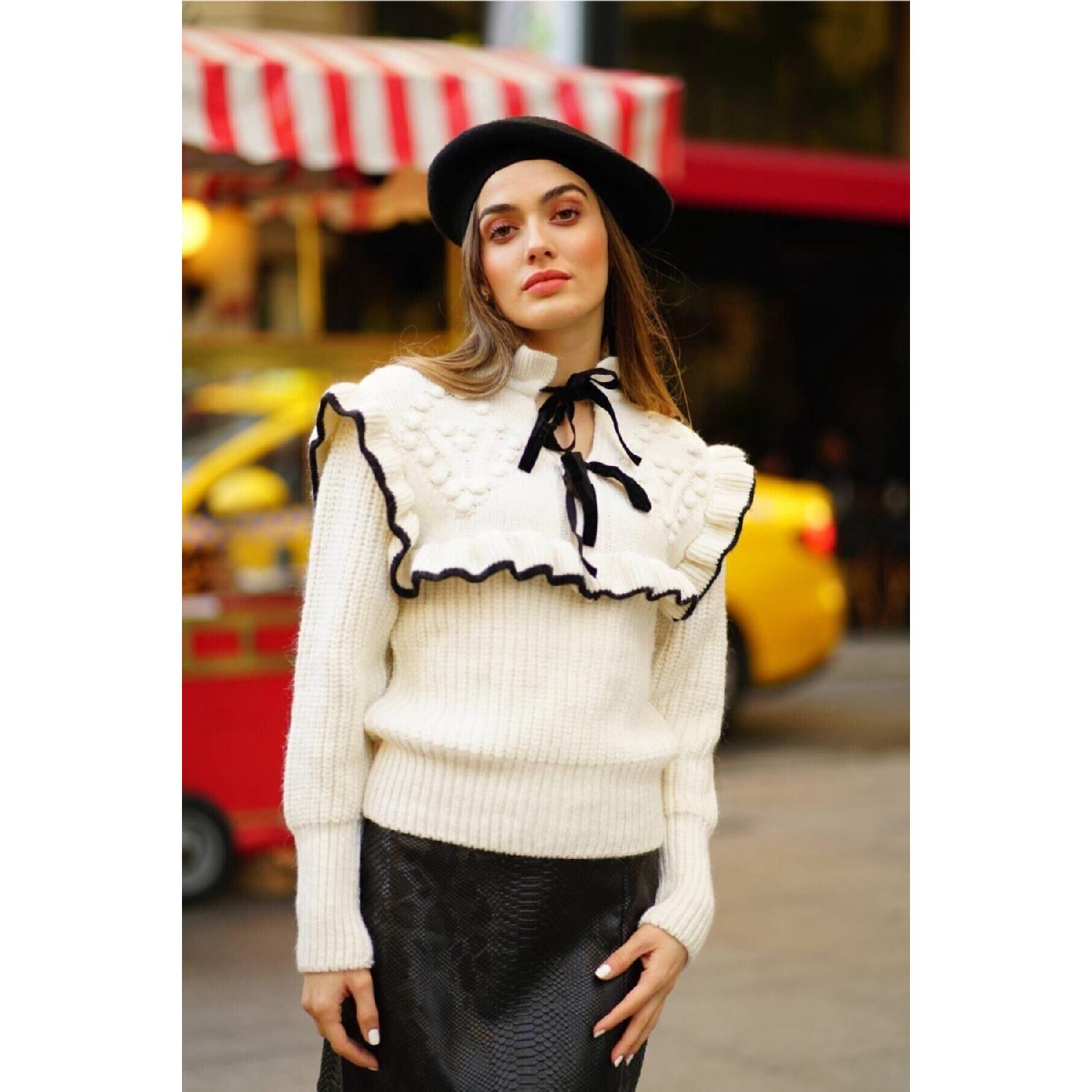 

Ruffled Cream Knitwear Sweater Standart