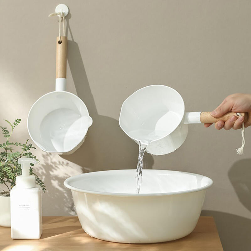 Anais White Wood Handle Bowl