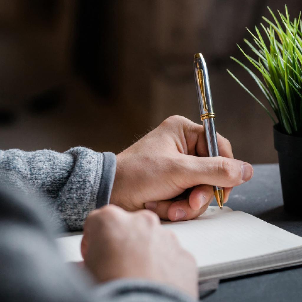 Cross Townsend 532TW Chrome Ballpoint Pen Oil-Based