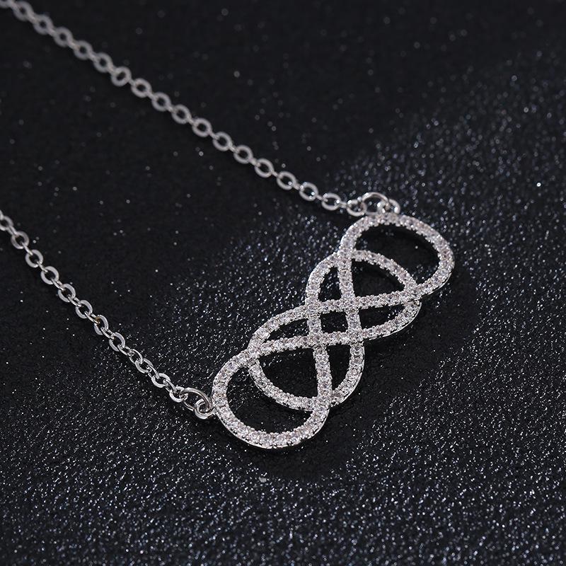 European Geometric Metal Number Necklace - Stylish & Minimalist Ladies  Accessory