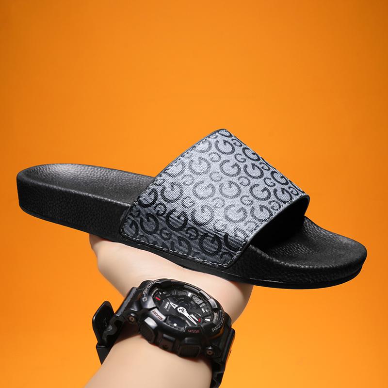 Flip Flops Bathroom Footwear Man Style Cushioned Cozy Summer Beach Slippers Outdoor Sandals Clog Indoor Slipper Slide House