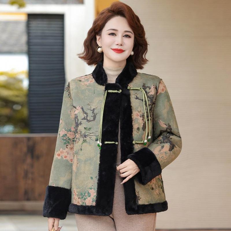 Fur Integrated Fur Jacket Women's Short Top To Keep Warm and Wear Large Sizes On Both Sides