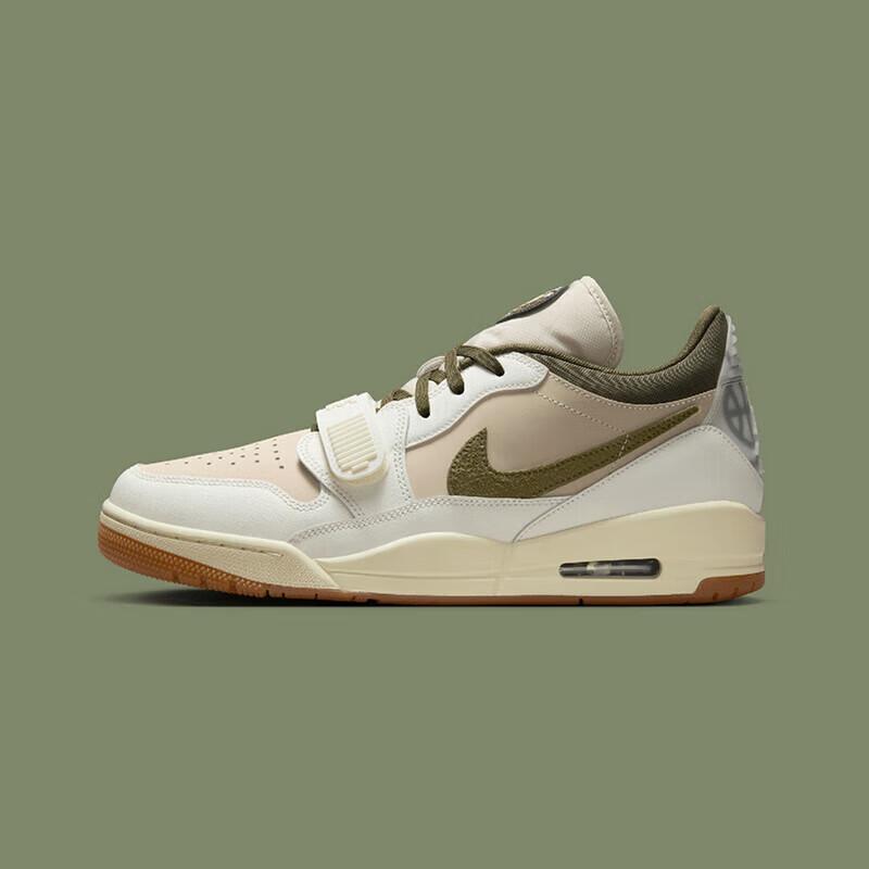 

Мужские повседневные баскетбольные кроссовки Jordan Retro с низким верхом 44