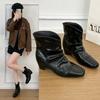 With stacked square head short boots, women's autumn fashion short tube inner height increase, thick heel square head skirt, thin boots, no
