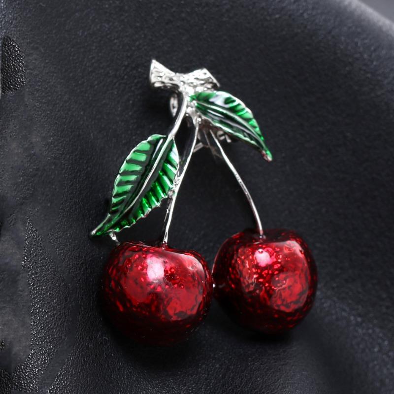 Fashionable Cherry Brooch, Elegant and Sophisticated, Fruit Corsage, Versatile and Anti-glare Pin