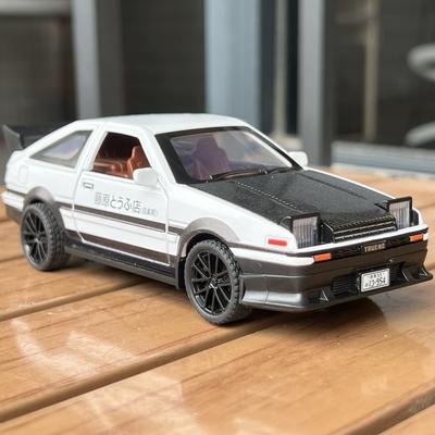 Initial D 1:32 Toyota AE86 JDM Sports Car Series Alloy Metal Diecast Model Car Drift Car Central Control Screen Decoration Gifts