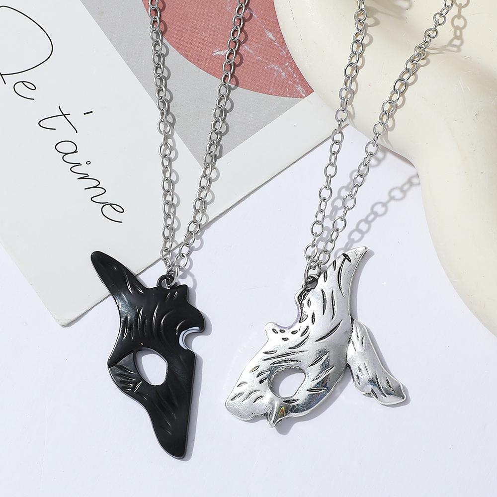 2PCS Antique Silver-plated Necklace Couple Vintage Style League of Legends Peripheral Sheep and Wolf Pendant Jewelry Fans Gifts