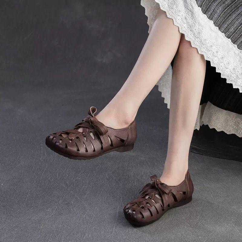 Retro Hollowed-out Sandals for Women's Summer 2025 New Style, Soft-soled, Soft-top,Fashionable and Casual,Round-toed Roman Shoes