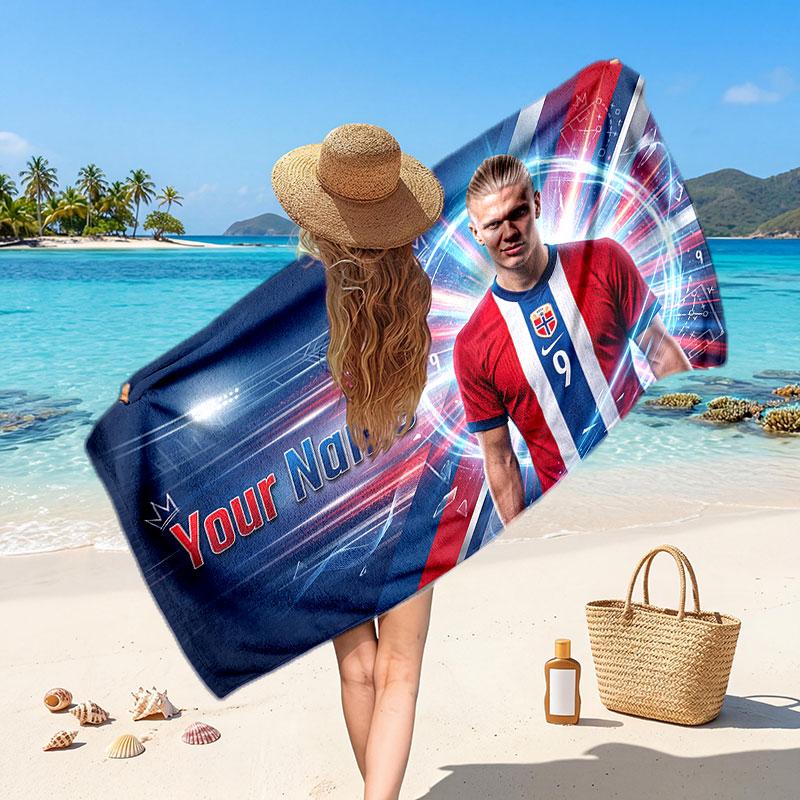 Asciugamano da Spiaggia Personalizzato Erling Haaland, Stampa Testo Nome Personalizzato, Asciugamano Morbido ad Asciugatura Rapida con Logo Calcio, Regalo per le Vacanze