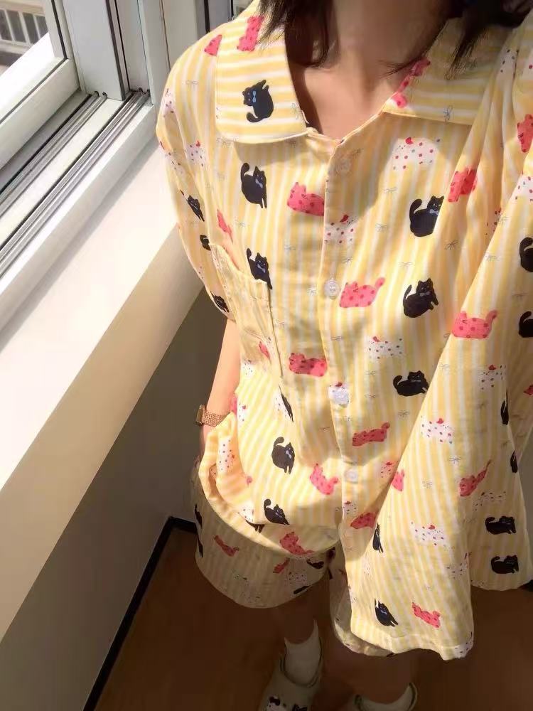 

Cute striped cat pajamas women s summer short-sleeved shorts cardigan lapel double long two-piece set Internet celebrity loungewear S