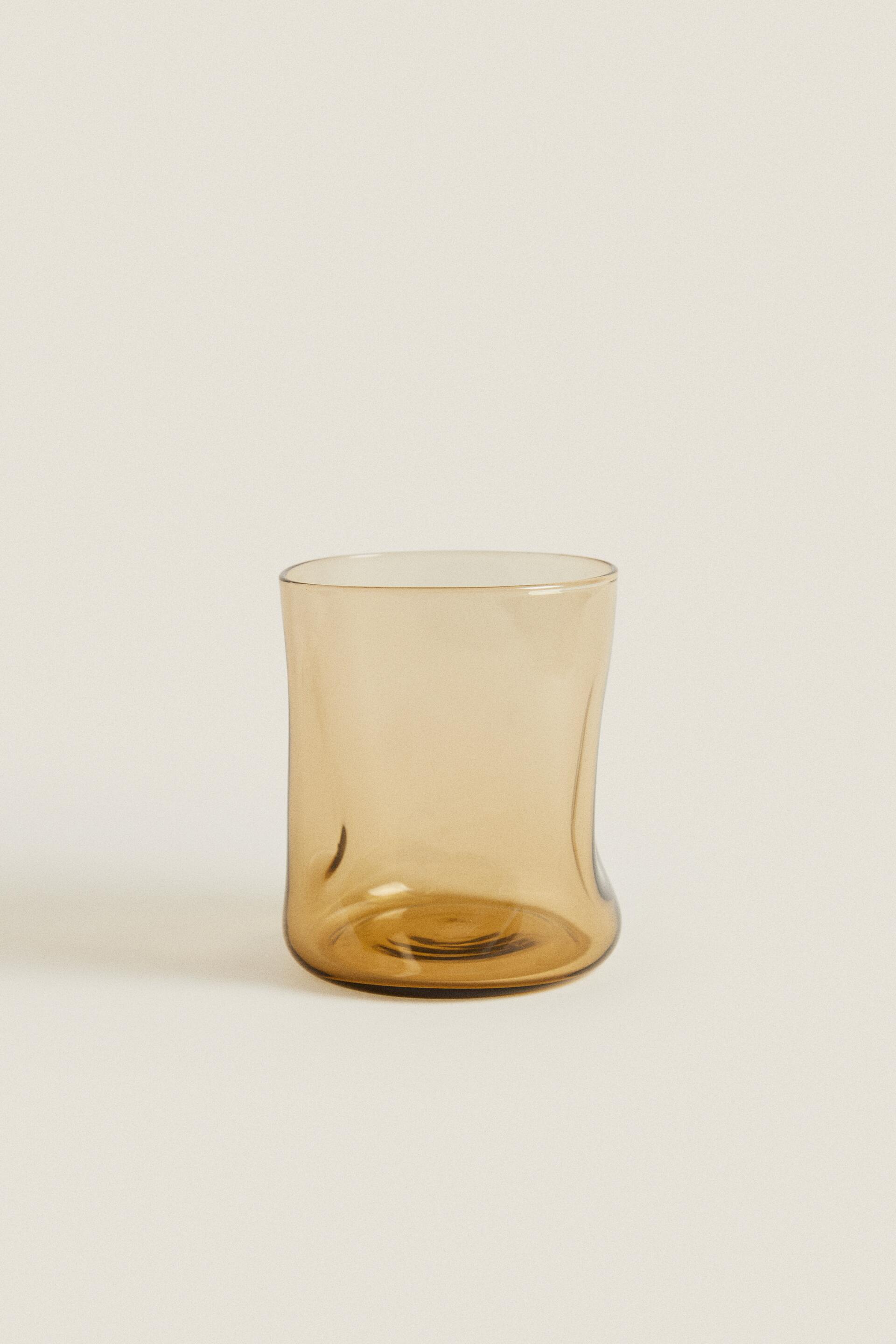 

НЕПРАВИЛЬНЫЙ СТЕКЛЯННЫЙ СТАКАН