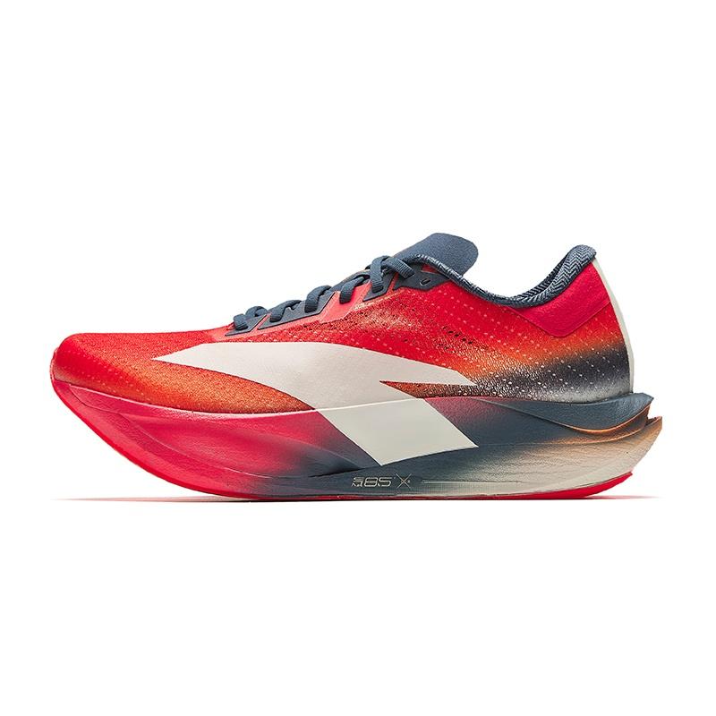 ANTA C202 7.0 Bright Red Black Men s 112545575-2 EU 44