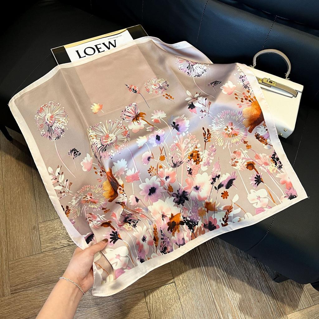 New blue silk scarf, high-end simulation silk square scarf, fashionable and versatile decorative bag binding, headband, professional scarf.