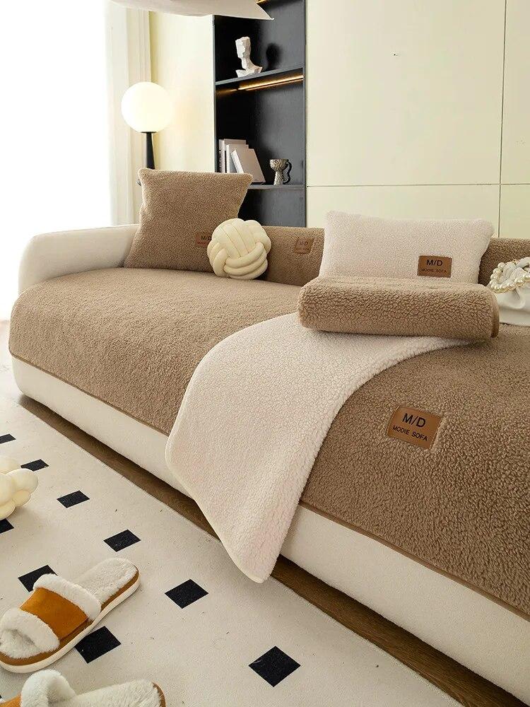 

Плюшевая мягкая бархатная подушка для дивана из овечьей шерсти, утолщенная теплая подушка, нескользящая универсальная крышка для дивана для гостиной, подлокотник, спинка, полотенце 70x70cm 1pcs