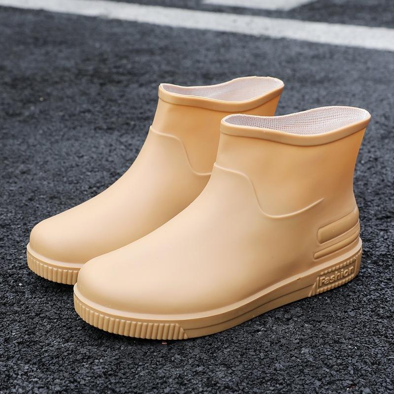 Ladies' Outdoor Fashionable Solid Color Short Tube Anti Slip Rain Shoes