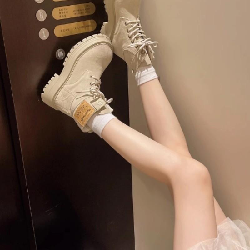 Thick-soled Martin boots women's shoes 2025 spring and autumn new non-slip rhubarb boots women's British height-increasing outdoor tooling short boots