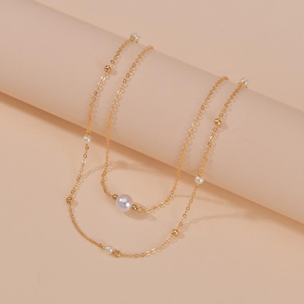Simple, pearl necklace double stacked metal chain neck chain collarbone chain