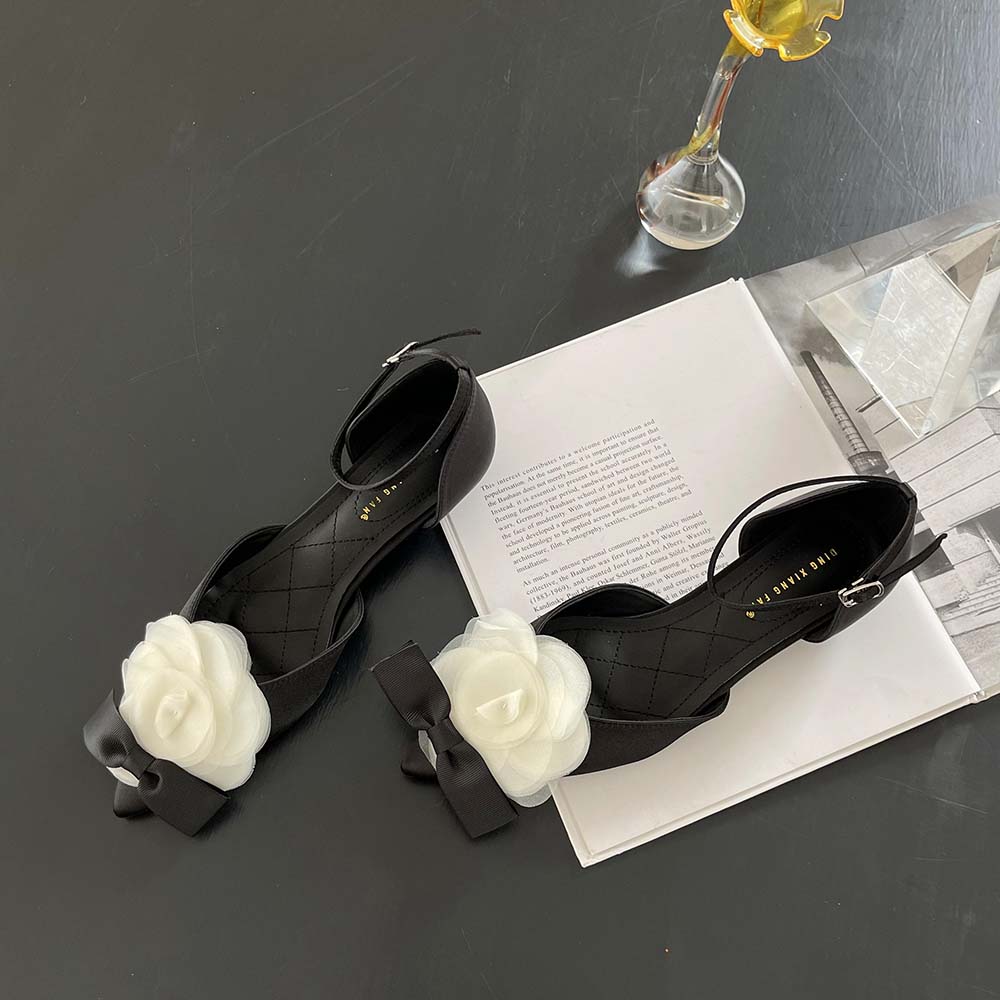 

Модные женские босоножки с острым носком 2024 года, новые поступления, черные с цветочным узором, с ремешком на щиколотке, летние свадебные платья, босоножки на плоской подошве, шлепанцы для вечеринок 40 5.5 чёрный