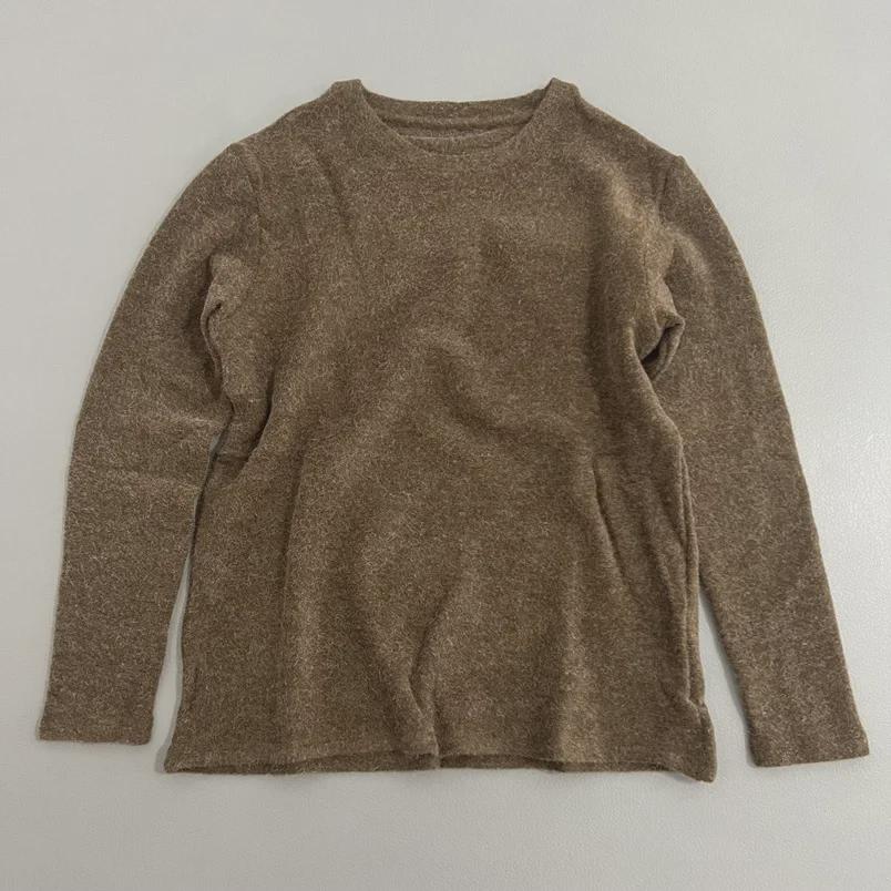 Stylish Faux Rabbit Fur Knit Sweater: Cozy Thick Round-Neck Loose-Fit Long Sleeve Top for Autumn-Winter.