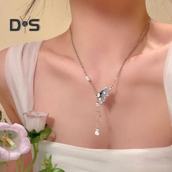 Dame Halskjede Kobber Sommerfugl Anheng Dusk Cubic Zirconia Elektrobelagt Justerbar Lengde Ball Party Halskjede Hals Smykker