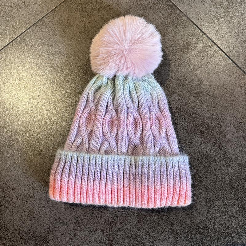 Warm Gradient Color Knit Cap For Adults For Autumn And Winter Use