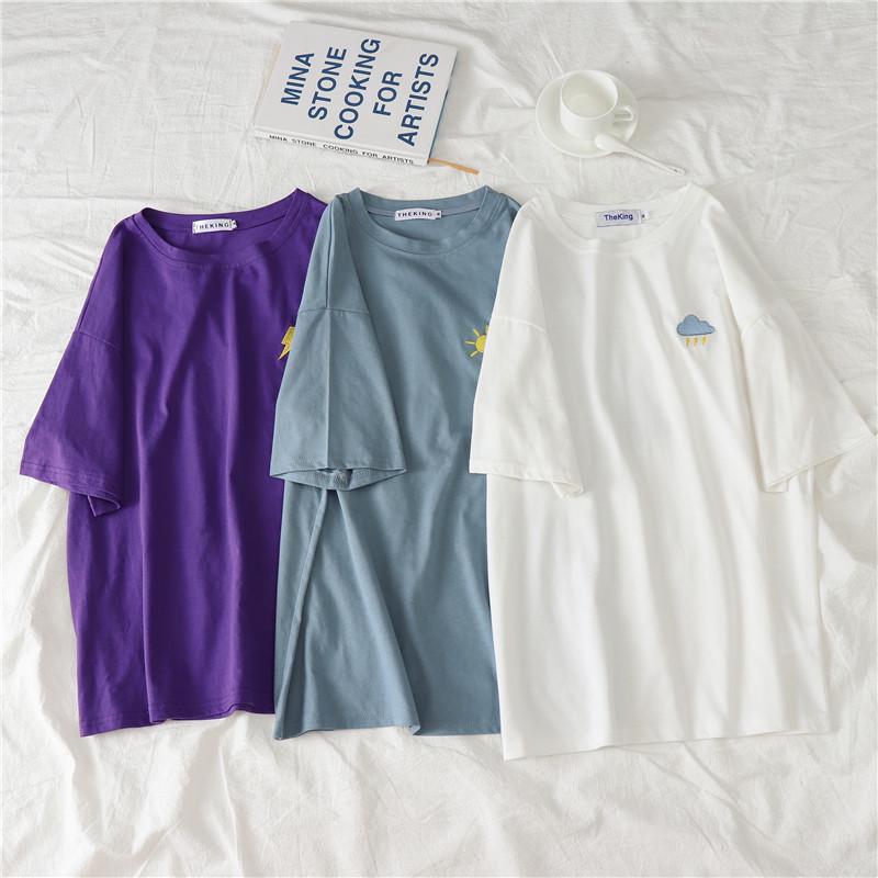 Women's Korean Style Loose Fit Round Neck Summer Tee - Short Sleeve Weather Print