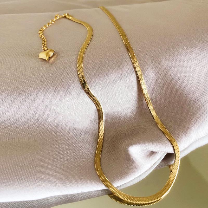 Titanium Steel Snake Bone Necklace - Women's Simple Luxury Clavicle Chain, European & American Versatile Style.