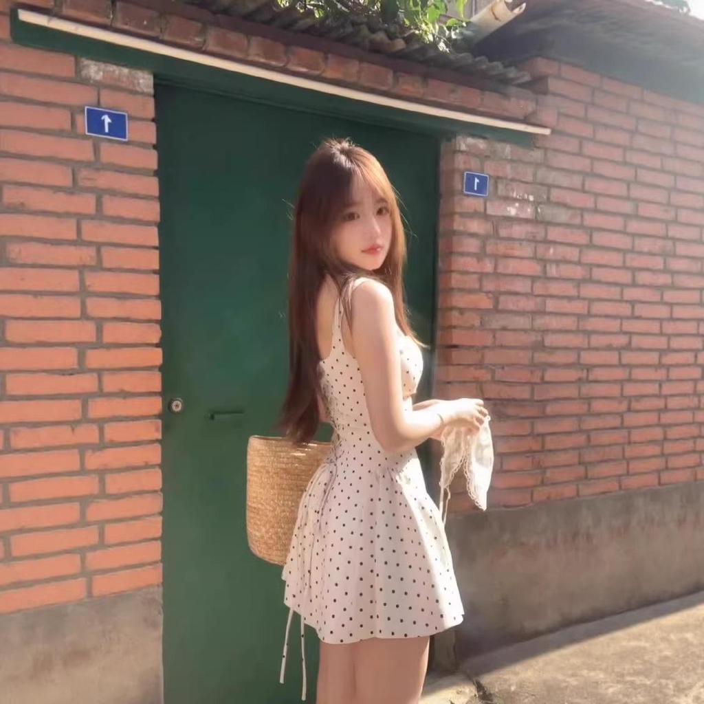 French Retro Apricot Polka Dot Spaghetti Strap Dress for Women - A-line, Waist-cinching Flared Short Skirt (2026 Style).