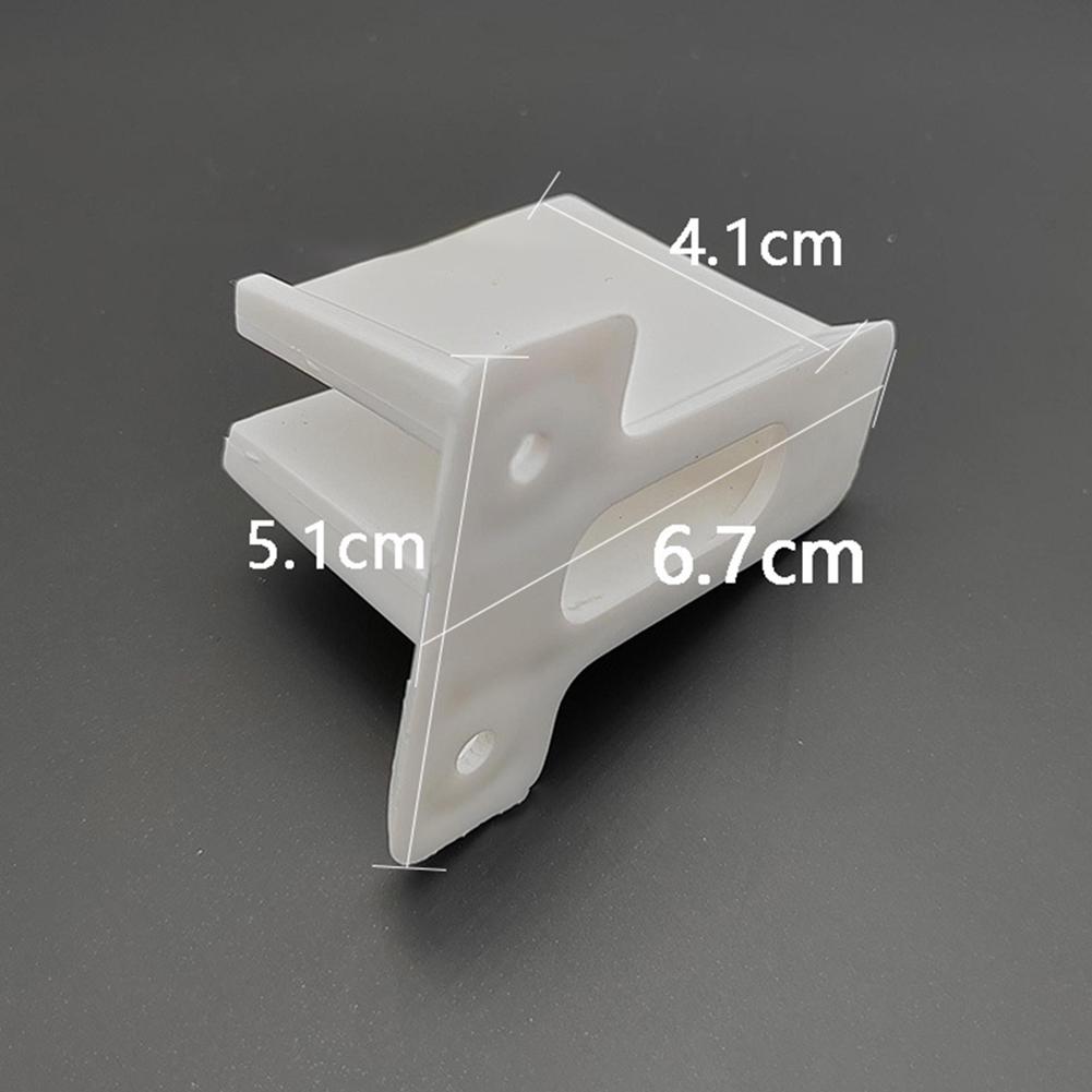 Installation av hyllsystem i garderob Garderobshyllfästen 12,7 mm invändig bredd Plastiska hyllstöd