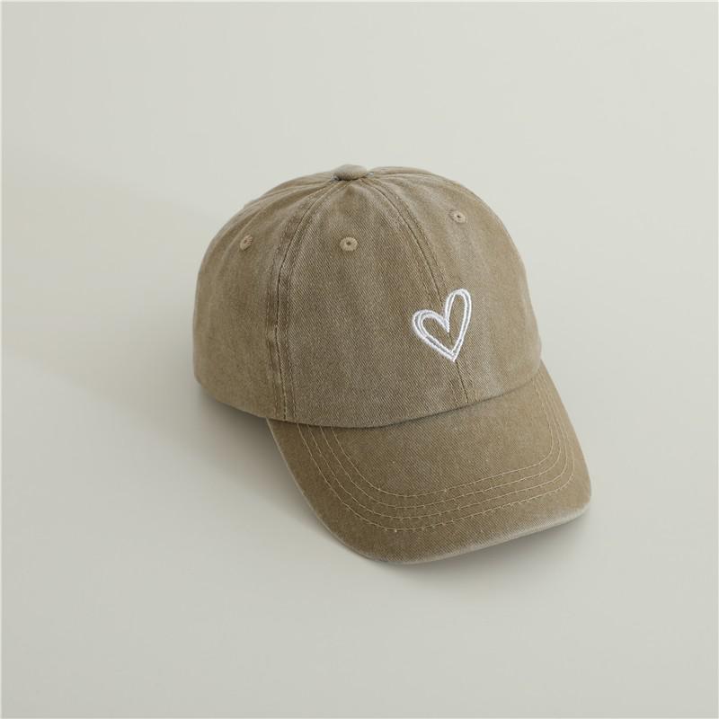 New Baby Embroidery Love Baseball Hats Retro Boy Girl Sunscreen Hat Solid Children Peaked Cap Outdoor Vacation Kids Cotton Caps