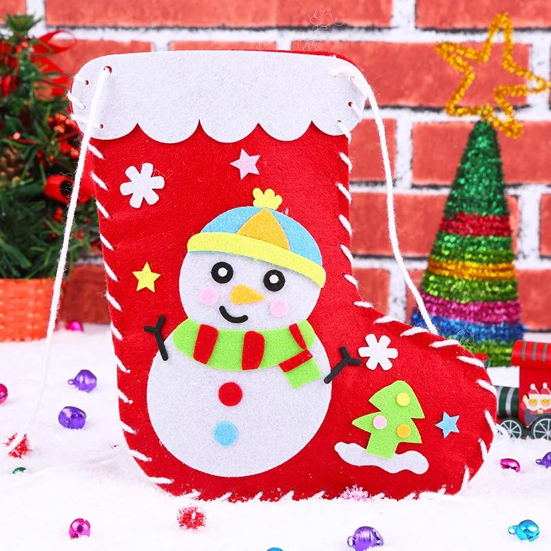 Children DIY Christmas Material Bag Playthings Kindergarten Creative Educational Handmade Cartoon Xmas Sock Cap Craft Kit Plaything for Kids
