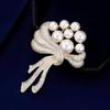 Light Luxury Hand-held Bouquet Brooch, Feminine Pearl Brooch, Elegant and Exquisite Brooch