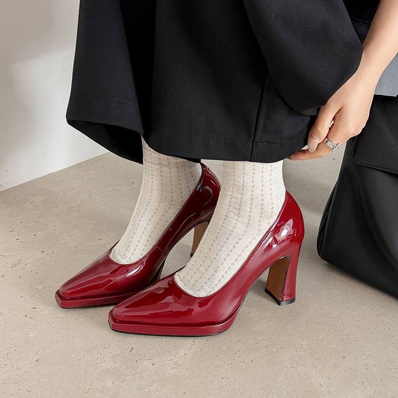Krazing Pot Schaffell Spitz zulaufende Zehenpartie Hohe Absätze Sommer Einfarbige Schuhe Große Größe 41 Basisbekleidung Damen Moderne Pumps