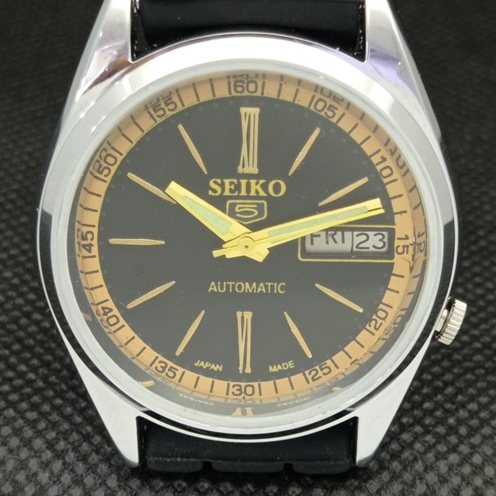 REFURBISHED VINTAGE SEIKO 5 AUTOMATIC 7009A JAPAN MENS BLACK WATCH 598-a313049-9 SKU598-a313049