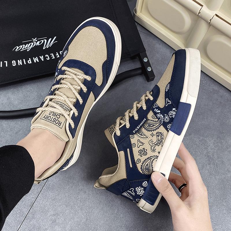 

Men s shoes autumn and winter new trend casual versatile casual board shoes non-slip sports niche velvet cotton shoes 44