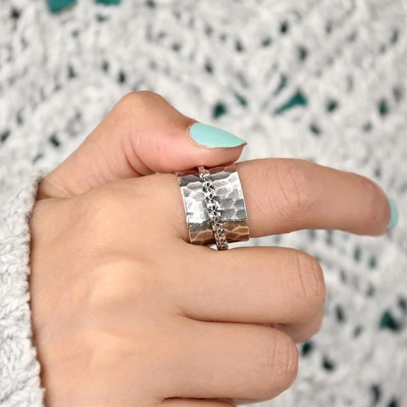 Jewelry European and American Retro Fashion Simple Carved Punk Style Skull Ring