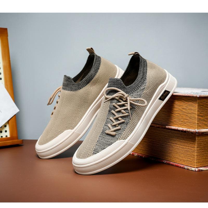 Men's Spring New Knitted Shoes Breathable Men's One Step Dad Shoes Korean Edition Soft Soled Casual Shoes Sneakers