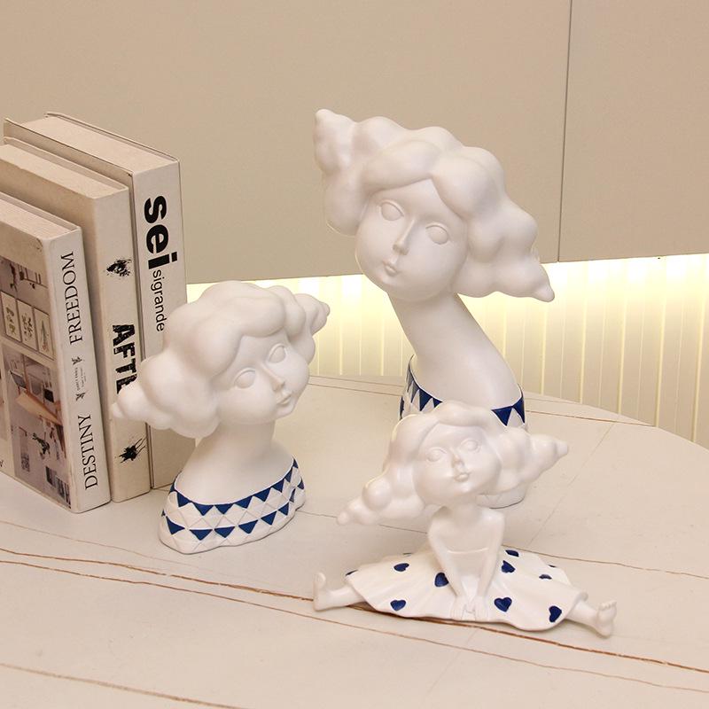 

Modern Minimalist Resin Cinderella Wine Cabinet Ornament for Home or Office Decor