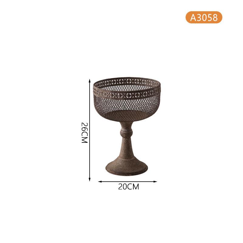 European Vintage Wrought Iron Tall Vase Desktop Flower Pot Container Antique Distressed Art Craft Ornament for Home Decor