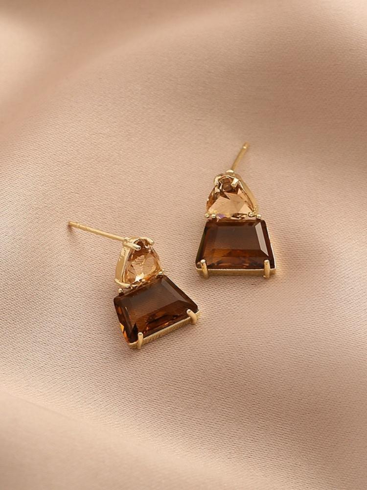 1-Pair Tea colored Geometric Pendant Earrings Inlaid with Synthetic Zircon Women s Fashion Simple Retro Style Elegant Earrings