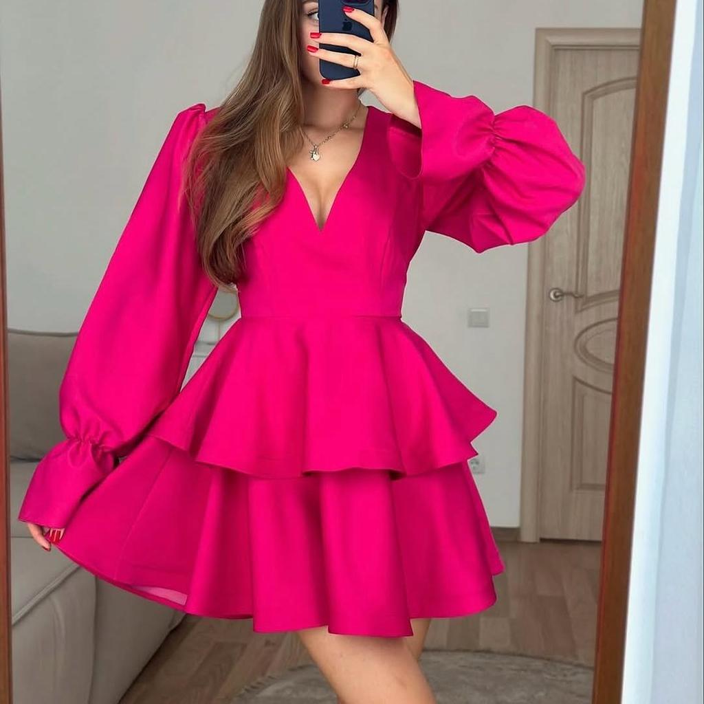 2025 Autumn V-Neck Ruffled Short Dress for Women: European & American Style