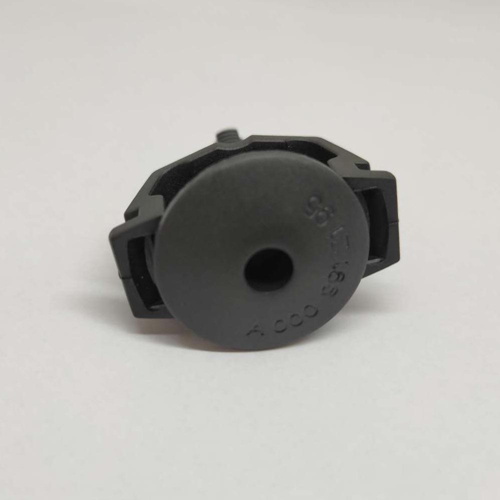 Mercedes-Benz Radiator Clip for C218/C219 Models (A0009912195, 2115040059)