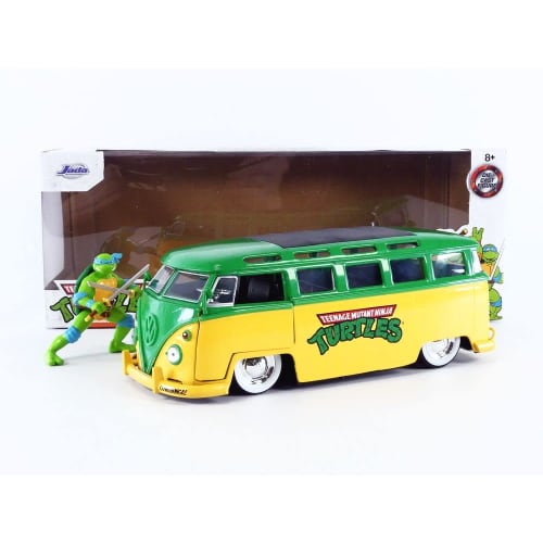 1:24 Turtles 1962 VW Bus with Leonardo Turtles Diecast Car