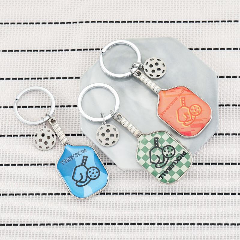 Creative Zinc Alloy Pickleball Racket Keychain Pickle Sports Keychains Simulation Sports Equipment Pickleball Paddle Keychains